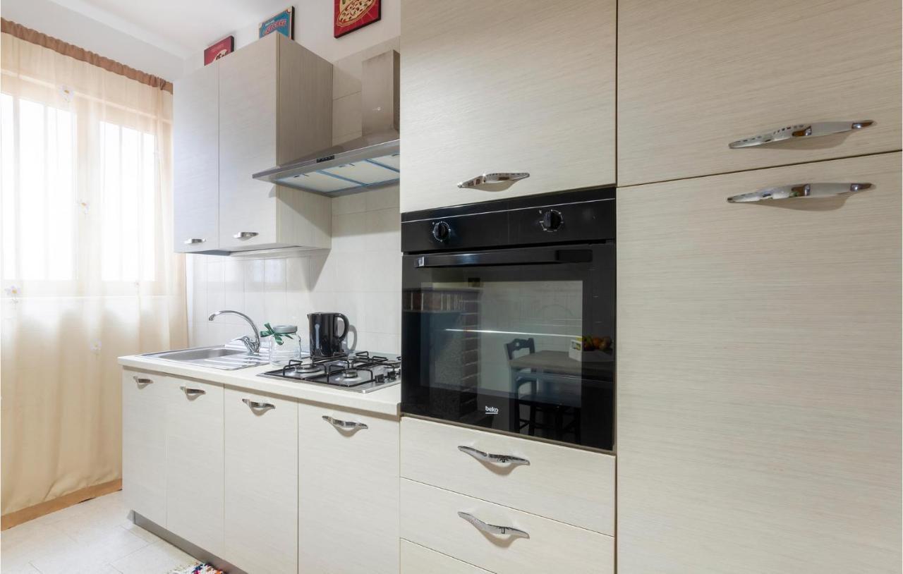 Lovely Apartment In Carovigno With Kitchen Eksteriør bilde