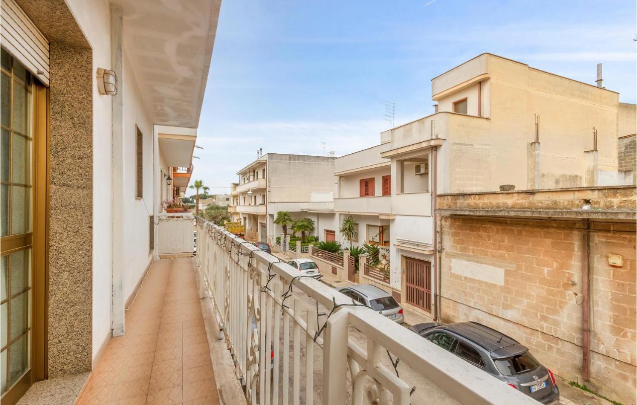 Lovely Apartment In Carovigno With Kitchen Eksteriør bilde
